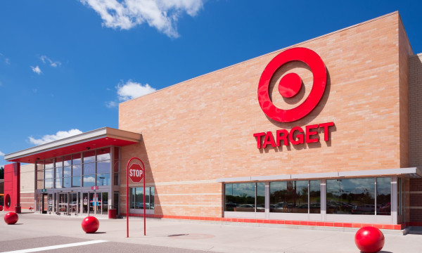 Target Slashes Outlook Amid Tariffs and Consumer Backlash Target Slashes Outlook Amid Tariffs and Consumer Backlash