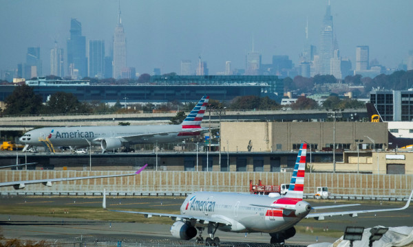 Airlines Reroute or Cancel Flights After U.S. Hits Iran Airlines Reroute or Cancel Flights After U.S. Hits Iran