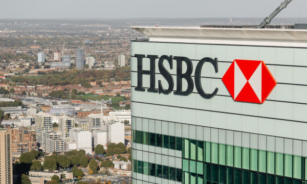 HSBC Lifts Silver Outlook as Gold Surge Fuels Demand HSBC Lifts Silver Outlook as Gold Surge Fuels Demand