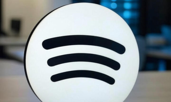 Spotify Cracks Down on AI Spam: 75M Tracks Removed, Deepfakes Banned Spotify Cracks Down on AI Spam: 75M Tracks Removed, Deepfakes Banned