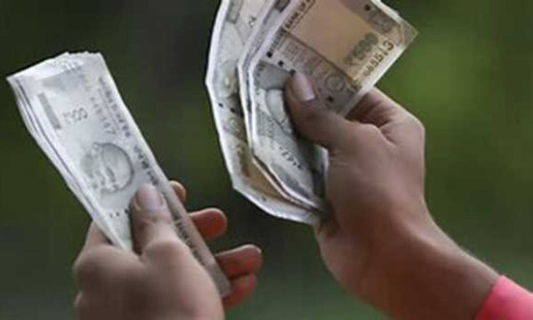 Cabinet approves 3 pc hike in DA for govt employees Cabinet approves 3 pc hike in DA for govt employees