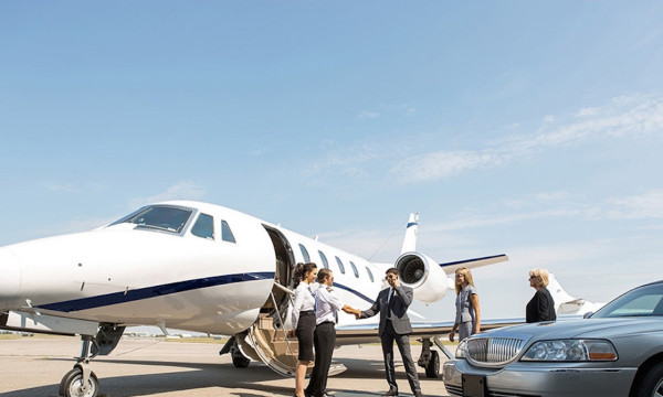 Vietnamese airlines face scrutiny as CAAV inspection uncovers violations Vietnamese airlines face scrutiny as CAAV inspection uncovers violations