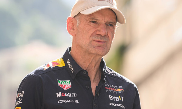 Aston Martin faces dual on and off-track F1 woes Aston Martin faces dual on and off-track F1 woes