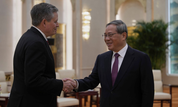Chinese Premier engages pro-Trump Senator Daines, urges dialogue over confrontation. Chinese Premier engages pro-Trump Senator Daines, urges dialogue over confrontation.