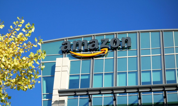 Amazon Rejects Claim of Displaying Tariff Costs Amid Trade Tensions Amazon Rejects Claim of Displaying Tariff Costs Amid Trade Tensions