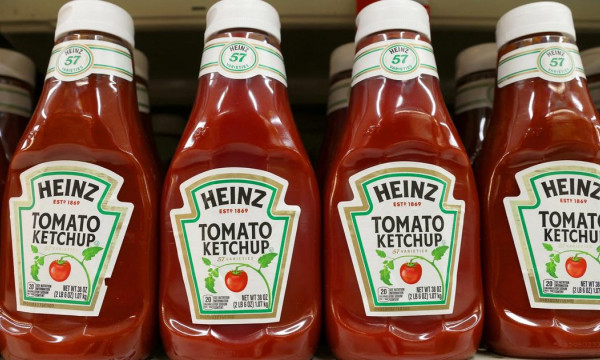 Kraft Heinz Eyes Spinoff as It Unwinds 2015 Megamerger Kraft Heinz Eyes Spinoff as It Unwinds 2015 Megamerger