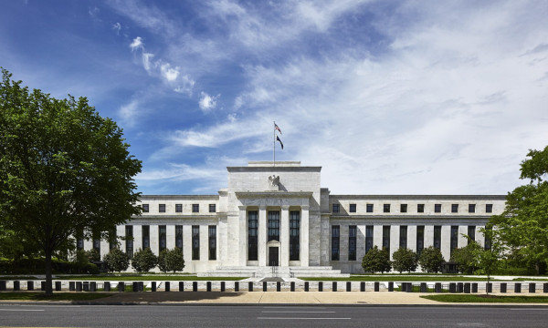 Fed Faces Mixed Signals From Tariffs, CFO Surveys Fed Faces Mixed Signals From Tariffs, CFO Surveys