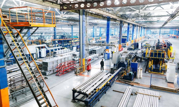 Manufacturing Stalls as Broader Output Struggles to Rebound Manufacturing Stalls as Broader Output Struggles to Rebound
