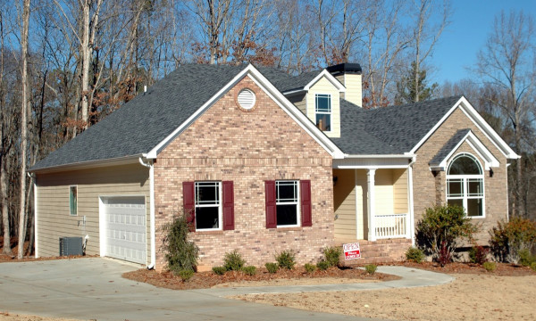US New Home Sales Slide Sharply as Rates Weigh US New Home Sales Slide Sharply as Rates Weigh