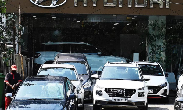 At Rs 27,800 crore, Hyundai Motor makes India's largest IPO even bigger At Rs 27,800 crore, Hyundai Motor makes India's largest IPO even bigger