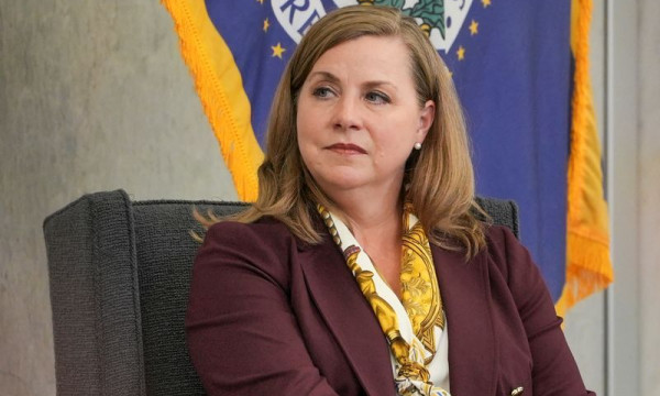 Fed's Bowman suggests allowing central bank staff to own small amounts of crypto products Fed's Bowman suggests allowing central bank staff to own small amounts of crypto products