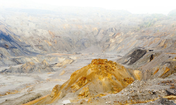 Trump Says China to Supply Rare Earths in New Deal Trump Says China to Supply Rare Earths in New Deal