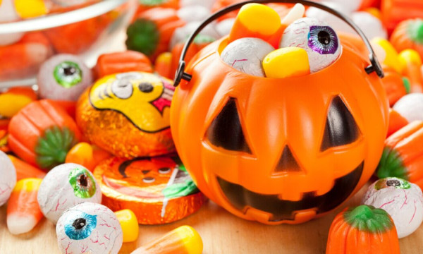 With chocolate prices up sharply this year, learn how to save on Halloween candy With chocolate prices up sharply this year, learn how to save on Halloween candy