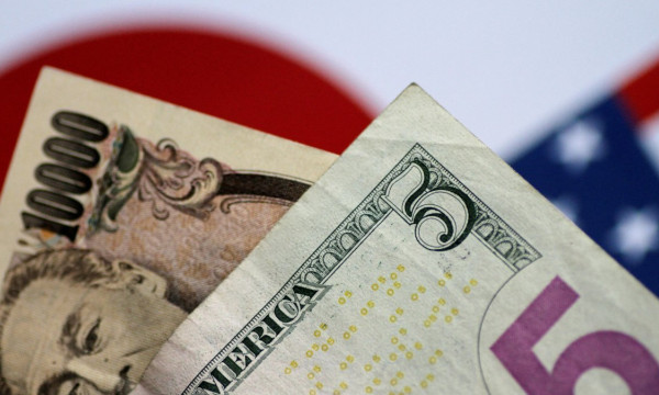 Trump's looming tariffs hammer risk currencies, crypto Trump's looming tariffs hammer risk currencies, crypto