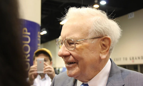 Is Warren Buffett Eyeing This Telecom Merger With Berkshire's $334 Billion Cash Pile? Is Warren Buffett Eyeing This Telecom Merger With Berkshire's $334 Billion Cash Pile?